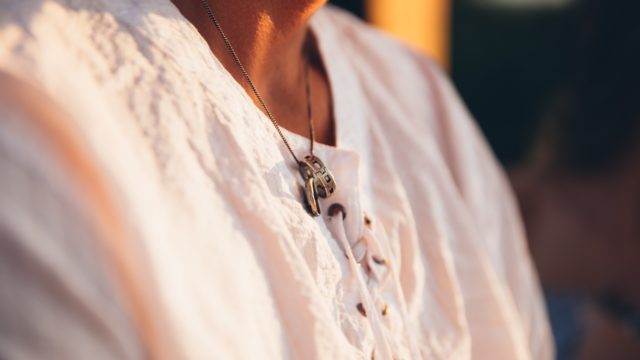 ファイテンネックレスをつけっぱなしで起こる副作用 つけたままお風呂は Baseball Trip ベースボールトリップ